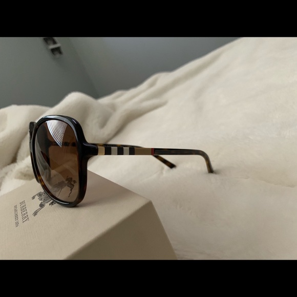 Burberry Sunglasses - Picture 1 of 4